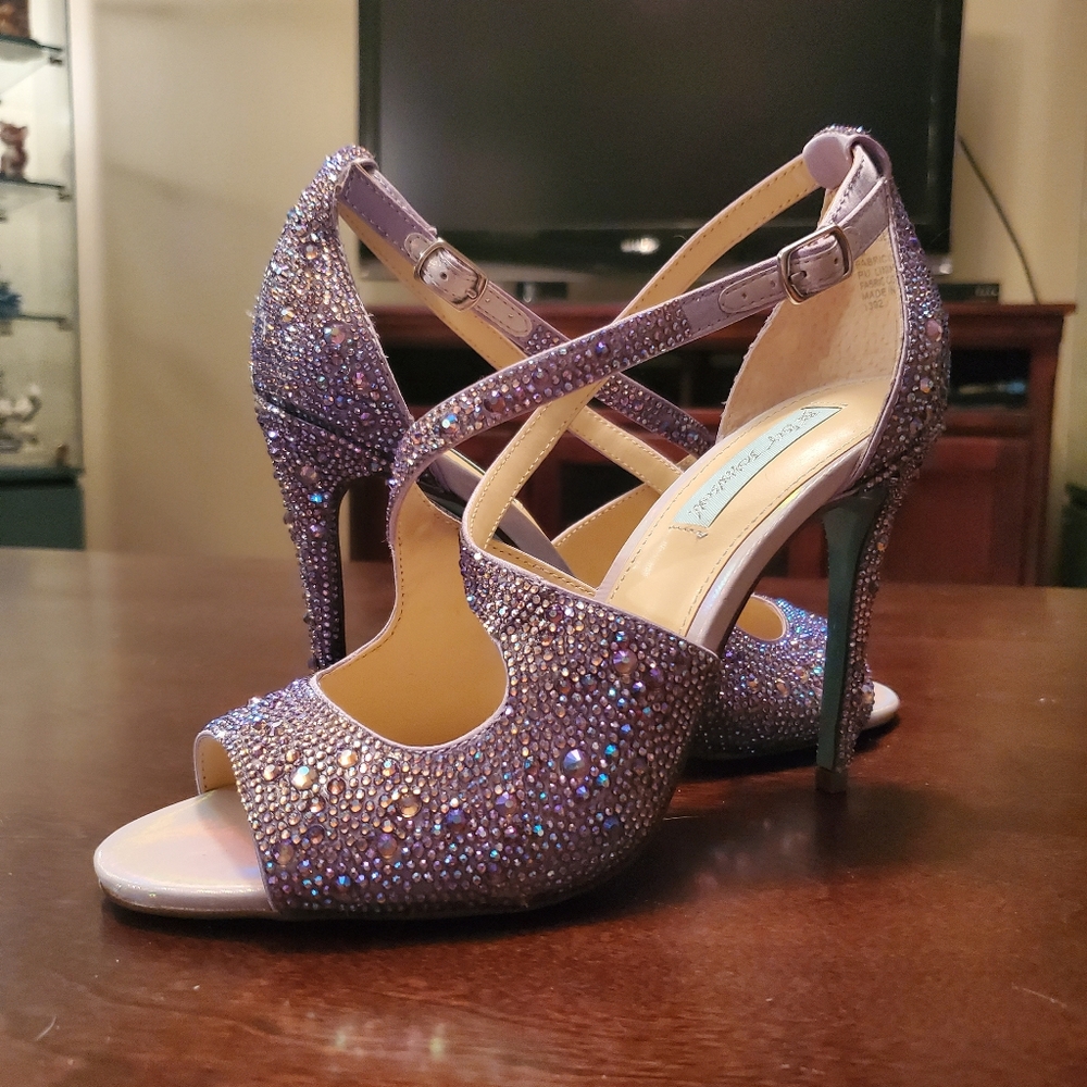 Betsey Johnson Lilac Sb-sage Heeled Sandal Size 8